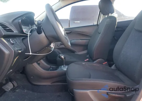 2021 Chevrolet Spark Ls z USA, uszkodzony, nr VIN KL8CB6SA0MC716149